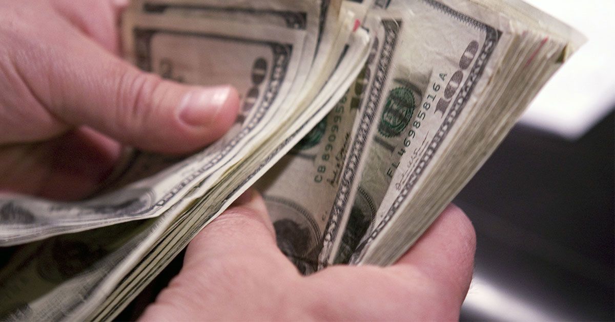 දූෂිත ලෙස සොරකම් කළා යැයි කියන වත්කම් රටට නැවත ලබා ගන්නේ කෙසේද?